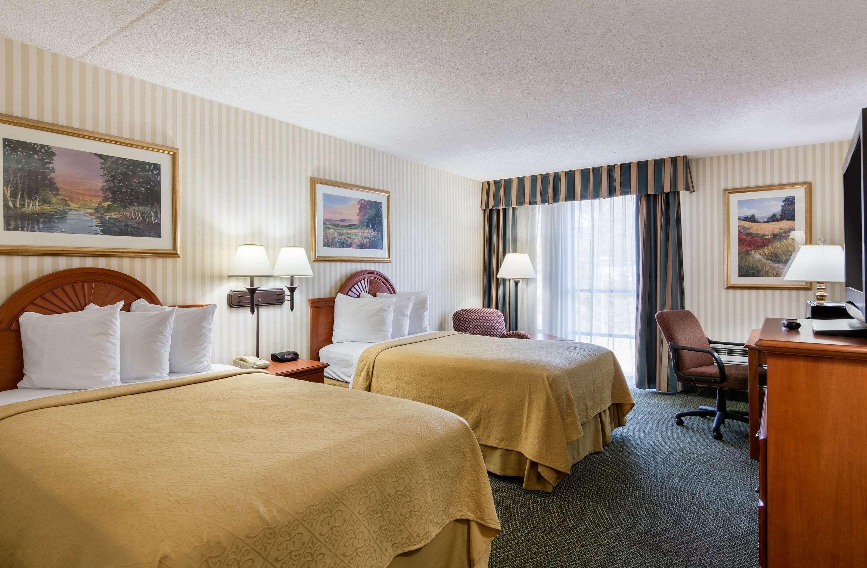 Quality Inn Near Joint Base Andrews-Washington Area Camp Springs Exterior photo