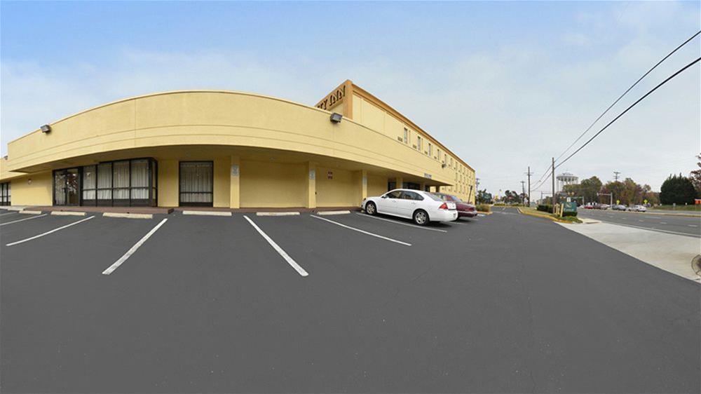 Quality Inn Near Joint Base Andrews-Washington Area Camp Springs Exterior photo