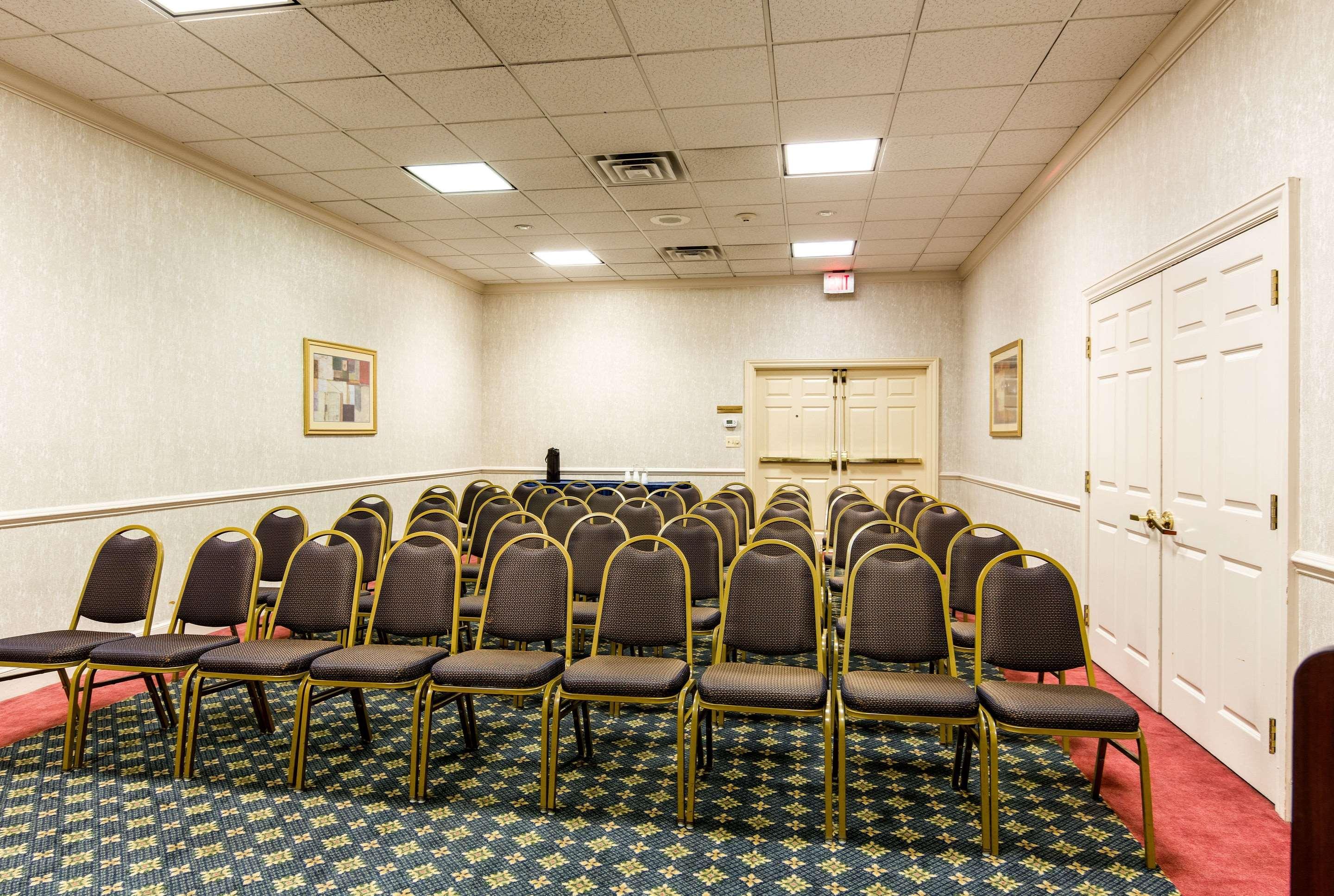 Quality Inn Near Joint Base Andrews-Washington Area Camp Springs Exterior photo